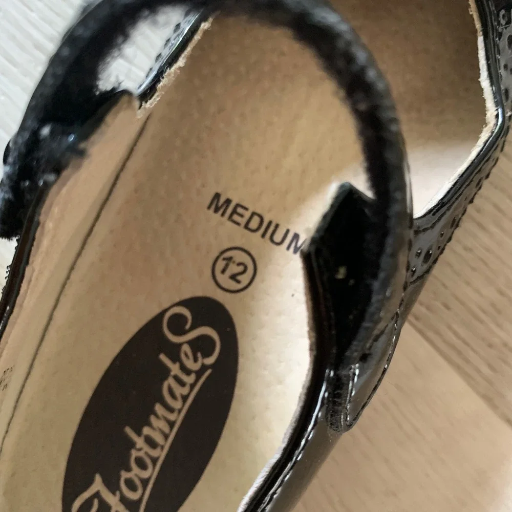 Footmates Emma Black Patent Leather Mary Jane Dress Shoes Kids Size 12 Medium